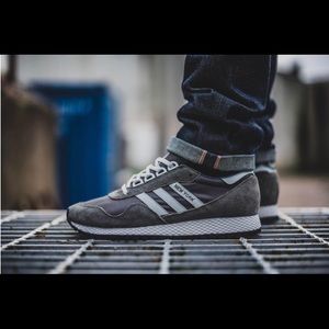 NIB Adidas Original New York Sneakers US 7